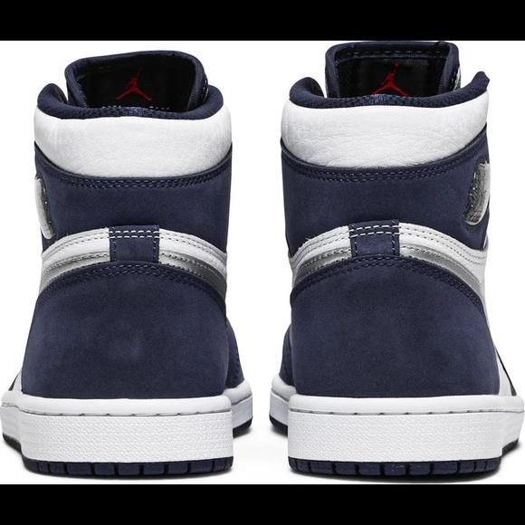 BRAND NEW Air Jordan 1 Midnight Navy - Picture 2 of 3
